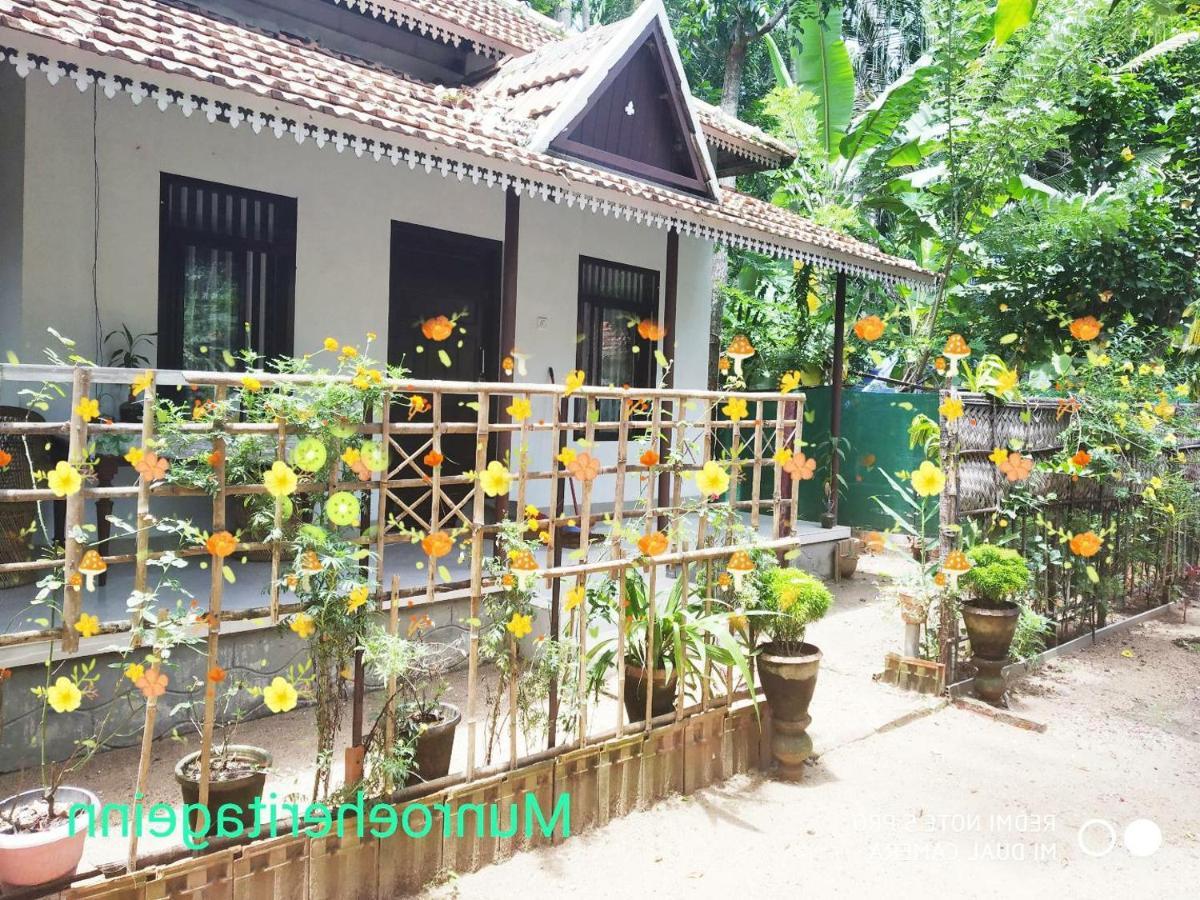 Munroe Heritage Inn Mundrothuruth Buitenkant foto